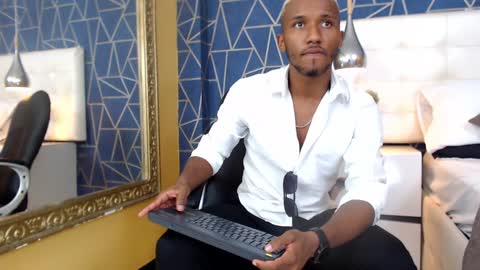 James  online show from 02-06-25, 06:24