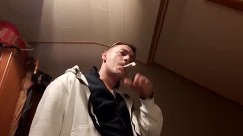 jamessisi online show from 10-05-25, 06:28