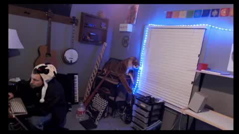 Jameswebbscope online show from 05-04-26, 05:58