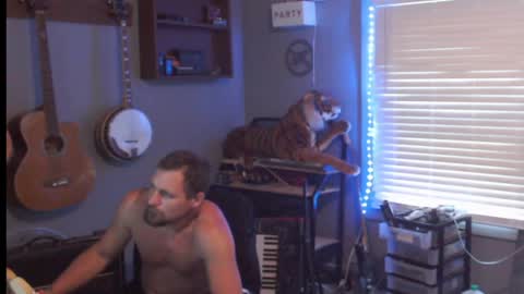 Jameswebbscope online show from 05-11-26, 08:28
