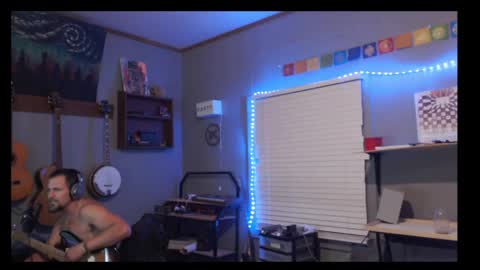 Jameswebbscope online show from 05-19-26, 07:15
