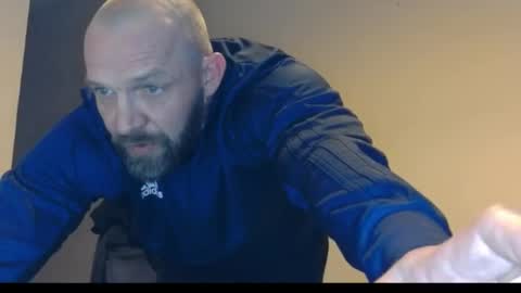 jamesy8391 online show from 01-31-25, 04:38