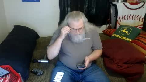 Snapshot of jamielove1975 chatting on 06-10-26, 06:51 jamielove1975 online show from 06-10-26, 06:51