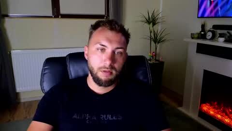 Snapshot of jamienoxus chatting on 05-19-26, 04:41 Robbie online show from 05-19-26, 04:41