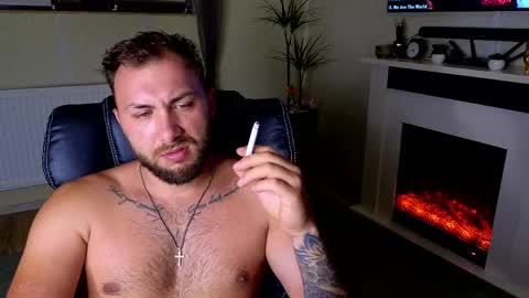Snapshot of jamienoxus chatting on 05-22-26, 05:25 Robbie online show from 05-22-26, 05:25