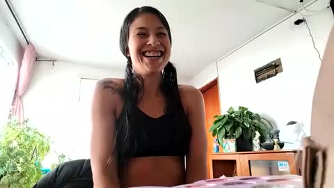 Snapshot of janariivera1 chatting on 10-09-25, 07:01 janariivera1 online show from 10-09-25, 07:01