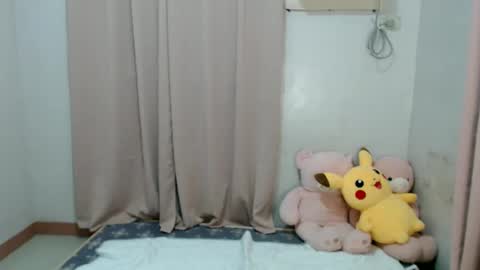 Snapshot of jane_bratxxx chatting on 05-18-26, 04:07 YOUR LOVELY JANE online show from 05-18-26, 04:07