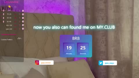 Snapshot of jane_meys chatting on 02-28-25, 08:20 your kitty JANE roawww online show from 02-28-25, 08:20