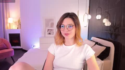 Snapshot of jane_pearl chatting on 03-09-25, 12:31 Jane online show from 03-09-25, 12:31