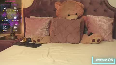 JaneDevine online show from 06-18-26, 09:14