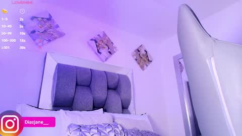 Jennifer online show from 02-25-26, 09:24