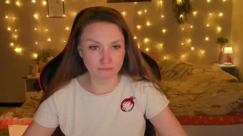 Snapshot of janegrey11 chatting on 05-16-26, 07:01 Jane online show from 05-16-26, 07:01