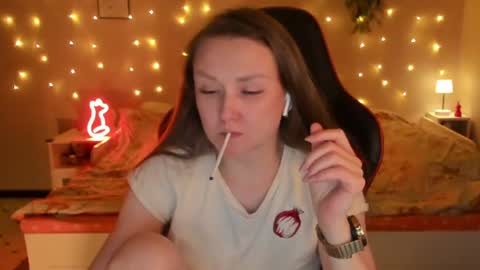 Snapshot of janegrey11 chatting on 06-15-26, 07:38 Jane online show from 06-15-26, 07:38