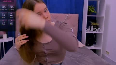 Jane online show from 03-19-26, 01:31