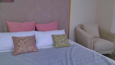 JaneRayan online show from 04-23-26, 05:26