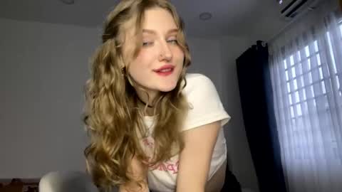 Janie online show from 04-17-26, 11:02