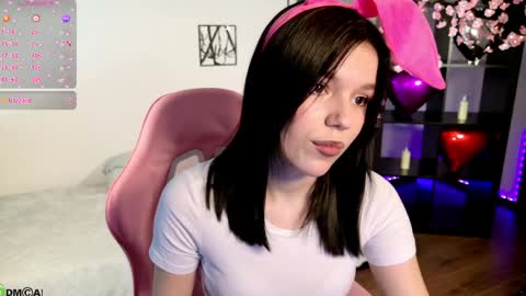 Alexia online show from 04-04-26, 08:01