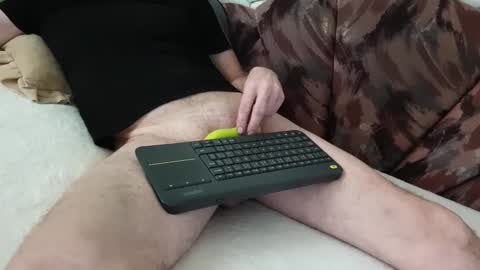 Snapshot of janisabe chatting on 01-11-25, 09:26 msk online show from 01-11-25, 09:26