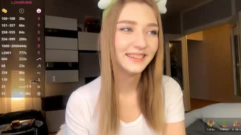 Stacy online show from 02-18-26, 04:52