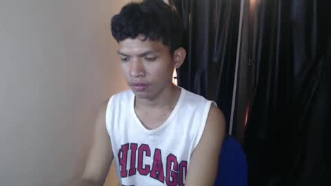 janlloyd04 online show from 11-24-25, 08:03