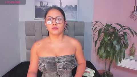 Janna online show from 11-19-25, 10:59