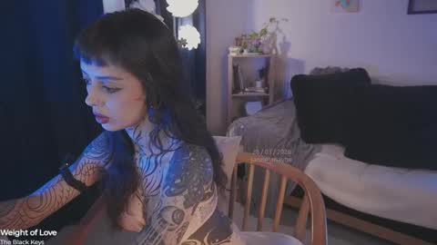   jmaybe e online show from 03-28-26, 02:49