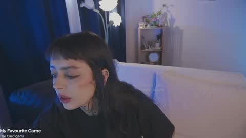   jmaybe e online show from 04-10-26, 03:39