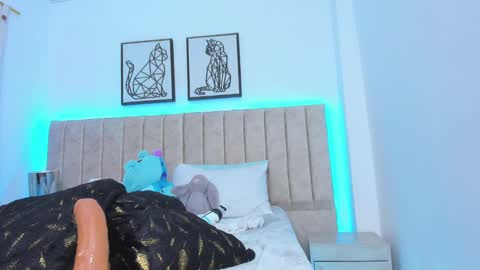 Snapshot of janne_moore chatting on 02-09-25, 06:01 Jane online show from 02-09-25, 06:01
