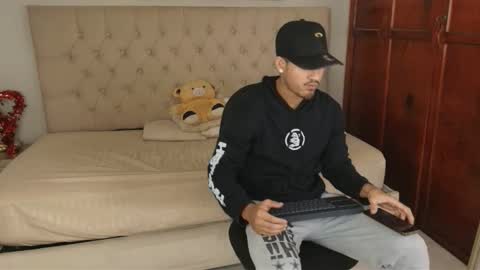 janomar01 online show from 03-04-26, 06:58