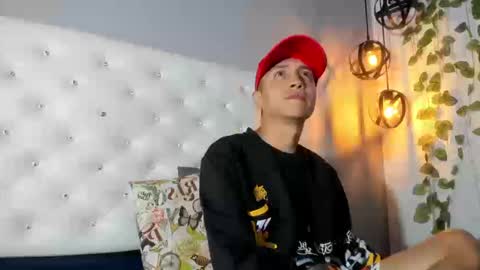 Jara online show from 03-21-26, 04:06
