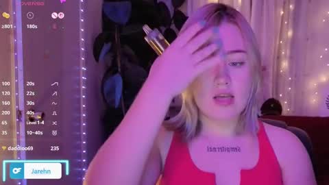 Snapshot of jarehn chatting on 09-13-25, 07:08 Jaren online show from 09-13-25, 07:08