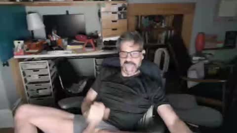 jareth_returns online show from 06-08-26, 04:57