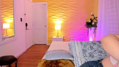 Jasmin Evans online show from 01-03-25, 08:01