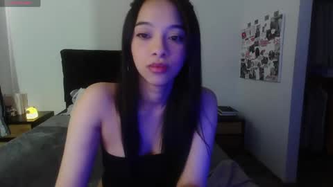 Snapshot of jasmine_019 chatting on 05-04-26, 05:20 J- next transmission december 4 online show from 05-04-26, 05:20