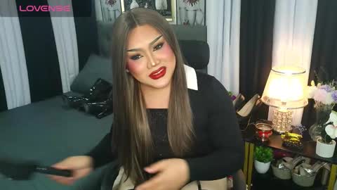 Jasmine Brandy online show from 11-12-25, 09:47