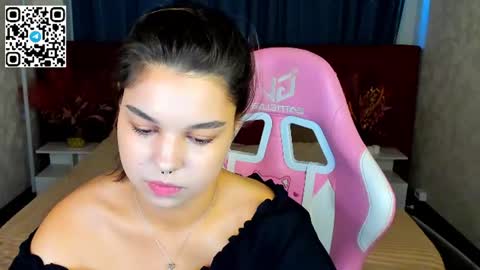 Jasmine Burke online show from 07-25-26, 01:36