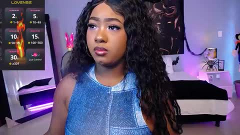 Instagram jasminecampbell1  online show from 11-01-25, 08:11