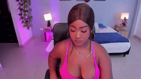 Instagram jasminecampbell1  online show from 12-17-25, 08:59