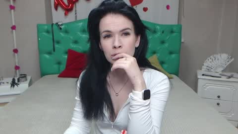 Snapshot of jasminekouch chatting on 04-26-26, 05:10 JasmineKouch online show from 04-26-26, 05:10