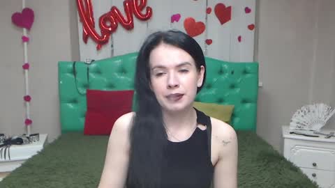 Snapshot of jasminekouch chatting on 05-06-26, 05:40 JasmineKouch online show from 05-06-26, 05:40