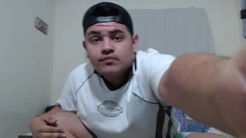 Snapshot of jason_boy_ chatting on 05-17-26, 05:05 jason_boy_ online show from 05-17-26, 05:05