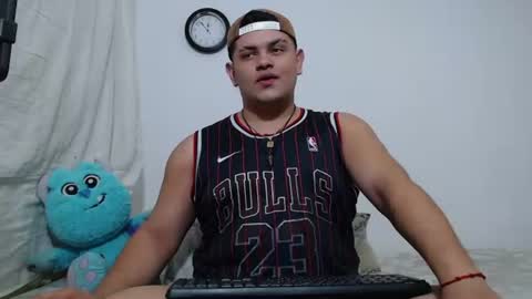 jason_boy_ online show from 07-06-26, 04:53
