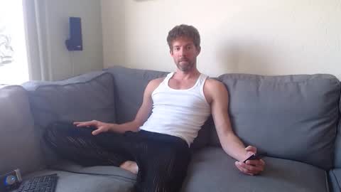 Snapshot of jasonberg29 chatting on 05-23-26, 11:03 Jason online show from 05-23-26, 11:03