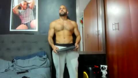 Snapshot of jasonmartiinez chatting on 12-07-24, 08:00 online show from 12-07-24, 08:00