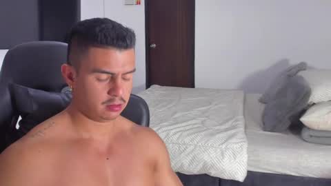 JBrooksXx online show from 01-24-25, 03:32