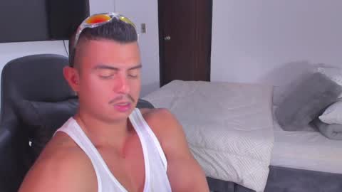 JBrooksXx online show from 01-29-25, 07:32