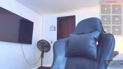 JBrooksXx online show from 11-08-25, 06:29