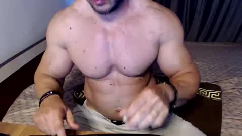 Snapshot of jasphermscl chatting on 05-27-26, 02:41 JaspherMscl online show from 05-27-26, 02:41