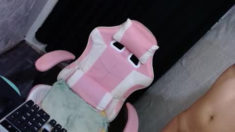 Jassie online show from 12-20-25, 10:33