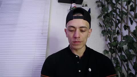 Snapshot of jasson_king01 chatting on 12-10-24, 05:07 JKing online show from 12-10-24, 05:07